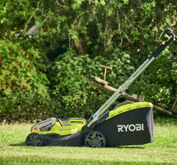 Akku-Rasenmäher RYOBI RY18LMH37A-250 Hybrid 18V, 2×5 Ah, Schnittbreite 37 cm