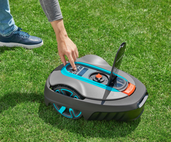 Vernetzter Mähroboter GARDENA SILENO city – bis 580 m²